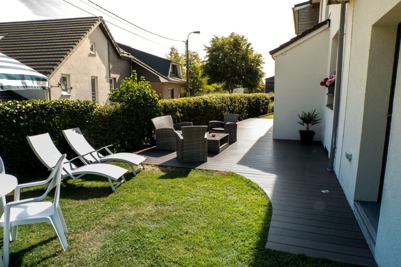 Sehr zentral in Bütgenbach Ferienhaus Lorea Exterior foto