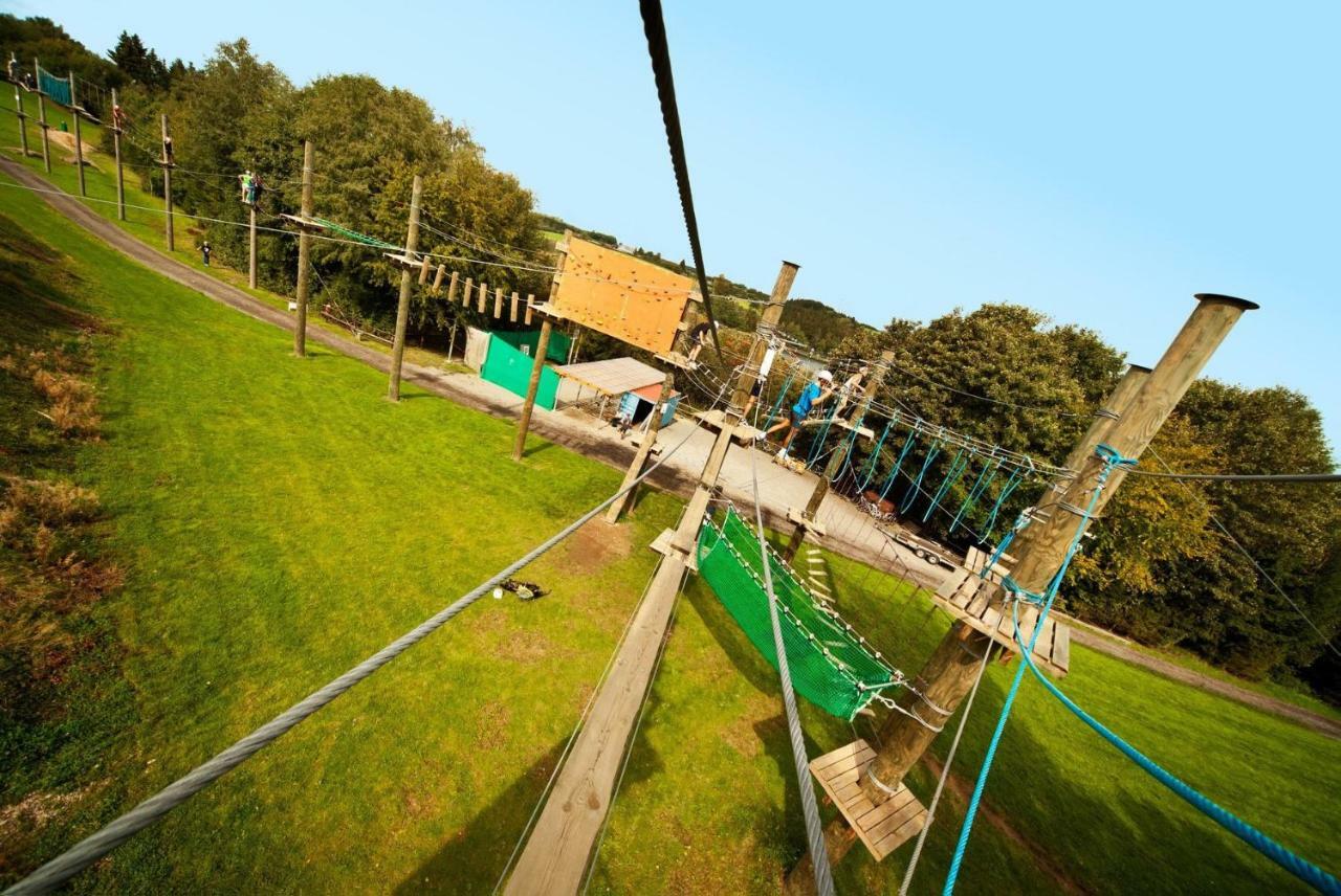 Sehr zentral in Bütgenbach Ferienhaus Lorea Exterior foto